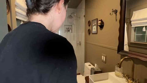 DIY Hallway Bathroom Makeover