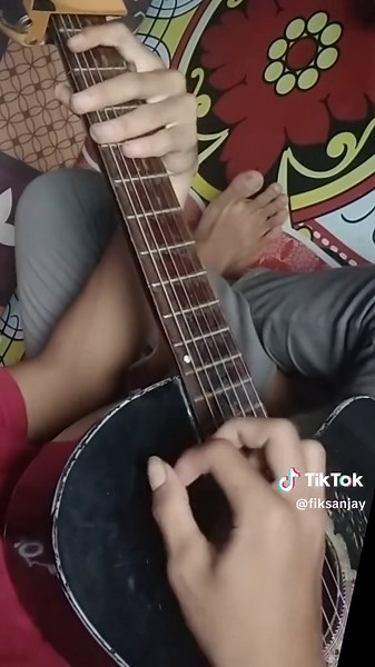 Tutorial Slide Gitar: Cara Nge Slide Kayak di Intro