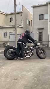 11 reactions | Harley Davidson 1340 Evo Bobber #1340 #1340evo #evo1340 #evolution #bobber #chopper #harley #harleybobber #harleychoppers #harleystyle #harleydavidson #springer #springerseat #springerfrontend #softail #KBC #kustomkulture #vintagemotorcycle #bobberporn #kultbobcycles #japanstyle #kick #kickyourharley | T M Fahmi Maulana | Facebook