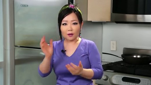 Spicy garlic fried chicken (Kkanpunggi 깐풍기)