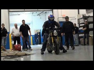 MOTUS V4 MOTORCYCLE FIRST TEST RIDE