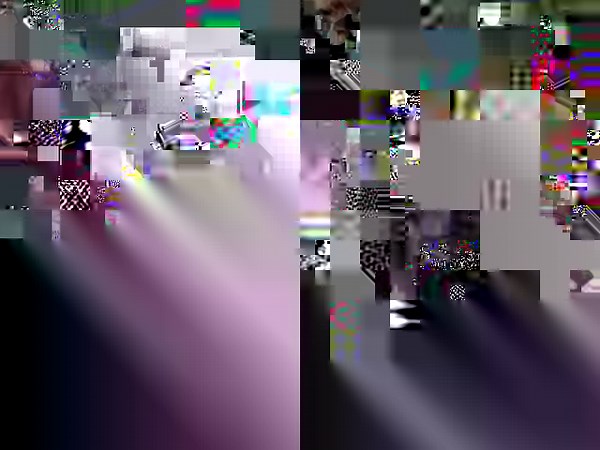 SELF CONTROL - LAURA BRANIGAN Canción de 1984 de la cantante estadounidense Laura Branigan. Escrita originalmente por Giancarlo Bigazzi, Steve Piccolo y Raffaele Riefoli ( Raf ), quien la grabó ese mismo año para el álbum Raf. Esta versión fue incluida en el álbum Self Control y lanzada como sencillo junto al tema Silent Partners. Llegó al número 4 en Estados Unidos y al número 5 en el Reino Unido. | The songs of my life