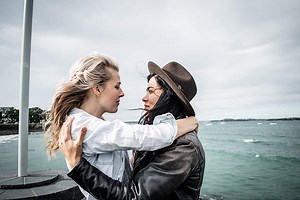 Same But Different: A True New Zealand Love Story (2019) | ČSFD.cz