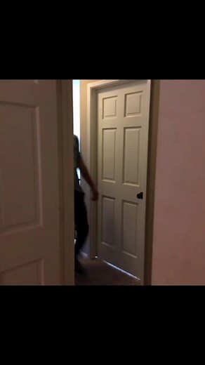 Challenging the Flinch Reflex | Vine Throwback