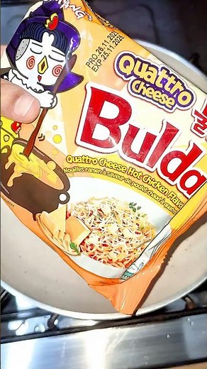 Creamy Cheese Buldak Ramen | Quick & Easy Korean Noodles #koreanfood #buldakramen