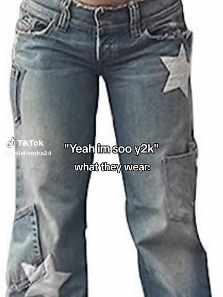 Y2K Fashion: Explore Aesthetic Outfits and Styles