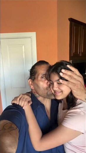 The Great Khali's love for his child ❤️ #wwe #thegreatkhali #shorts #wwehindi #wweindia