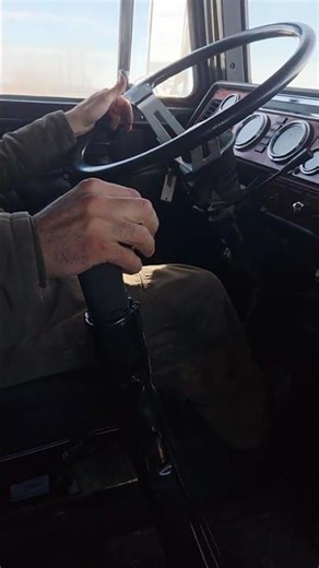 2000 FREIGHTLINER FLD132 CLASSIC XL For Sale