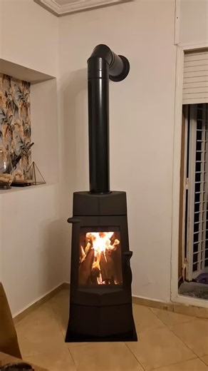 Cheminée Technicien on Instagram: "Installation d'un Pôle Invicta CHAMANE Par Cheminée Technicien 🔥"