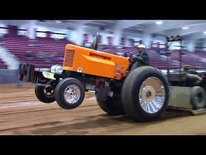 Tractor Pulls! Baddest Antique Tractor In The World VTPA 2