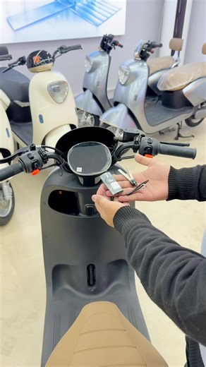 Affordable Lithium Battery Scooty - Yadea M3H