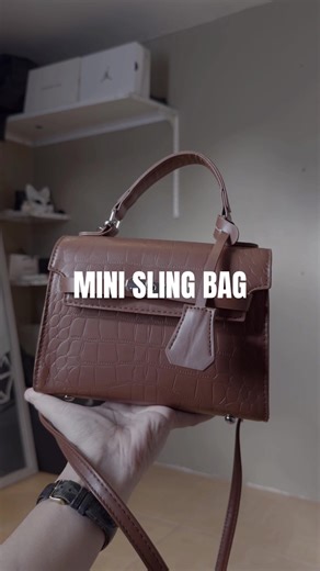 Stylish Mini Sling Bag for Everyday Use