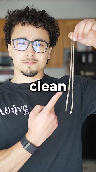 How to Clean Your Jewelry at Home