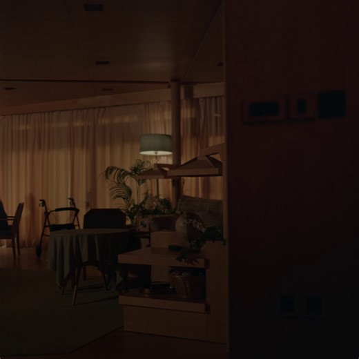 Looking for cost savings in your care home? Watch the TENA #usebetteruseless video NOW to learn more. Better Care For Everyone Watch video http://spkl.io/6184f0wMk #usebetteruseless #continencecare #continence | TENA Professionals UK