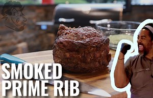 As Chef John says, quality of food is quality of life! Life just got a whole lot smokier 💨 with this melt-in-your-mouth Smoked Prime Rib cooked on the RT-700. His homemade seasoned salt takes any piece of meat to the next level! 🍖 | Recteq