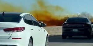 Truck that crashed on interstate in Arizona leaking nitric acid
