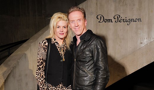 Damian Lewis piles on PDA with girlfriend Alison Mosshart