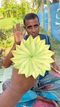 Technique for making amazing flowers using palm leaf lattice. #sorts #making #amazing #flowers