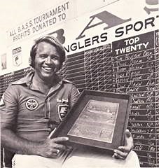 Throwback Thursday! A short video we put together honoring Jimmy Houston's induction into the IGFA Fishing Hall of Fame. Everyone who grew up watching him on television will appreciate the nostalgic opening music. Houston's number one rule of fishing is: "If it’s important to a bass, I make it important to me." On paper he offers tips, tells tales, and shares secrets of tournament fishermen, a topic he definitely knows something about. But Jimmy reminds readers they don't have to catch a lunker 