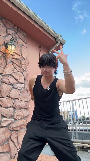 LIVEもしてるから みんな遊びに来てな👍