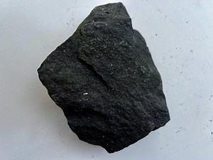 Magnetite 1,570 G (0.02 Euro/g) From Sweden | Historical Iron Ore Stone - Etsy