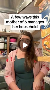 Sharon Johnson on Instagram: "This post made national news and currently has 8.2 million views on tiktok. People are apparently very passionate about how stranger’s children bathe and that they aren’t getting sleepovers. Below are some clarifications based on how people reacted on tiktok. Tech time: This applies to “do whatever you want, play games, have fun” time. The older kids get more time and have more leeway. “Checkout” of laptops includes writing your name on a sticky note with the name o