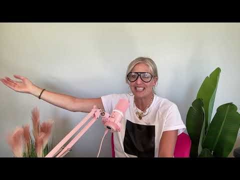 (#2) Fashion Emergency! I'm not ready to look frumpy... yet!