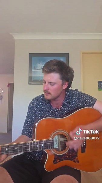 Acoustic Cover of Viva La Vida by Coldplay