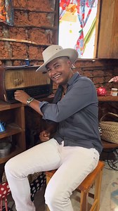 614K views · 36K reactions | Bora ligar o rádio pra tocar o brega 鸞 #seresta #brega #arrocha #sertanejo #forró | Weldas José | Facebook