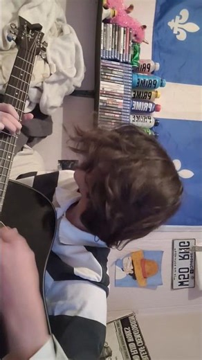 Sandy ~ Alex G (Little cover) #guitar #alexg #music #acousticcover #Sandy