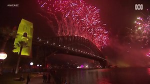 2.7M views · 2.4K reactions | Bonne Année de Sydney, Australie! Vous nous manquez et nous espérons vous accueillir à nouveau bientôt.  #ilovesydney #SydNYE  ABC Sydney | Sydney.com | Facebook
