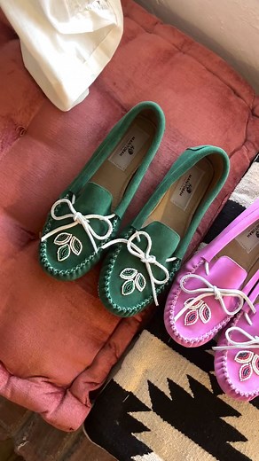 The crew is all here 🥰 Meet the lineup of the brand new Kayak Moccasin! It’s a classic moccasin construction in seven colours perfect for spring — not pictured here is a luxurious black leather option. SHOP | bit.ly/KayakMoccasin They feature beadwork designed by Oji-Cree artist, Meagan Anishinabie, and are supported by our Turtle sole designed by Cree artist, Heather Endall. | Manitobah