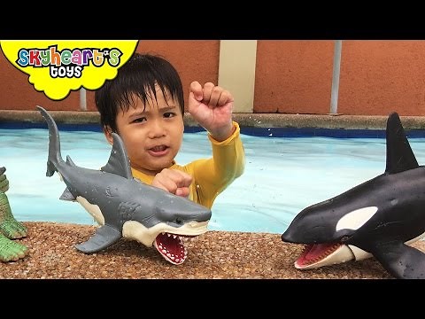 Playing with Shark Toys for Kids - Animal Planet Mega Shark & Whale Set Swimming Children