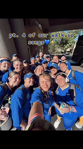 the final part💙⚡️⚡️ #unh #walkupsongs #softball