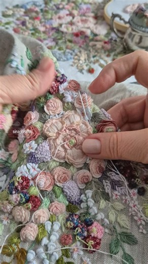 Sina Crafts on Instagram: "Cast-on stitch embroidery, two needles technique for large flower petals."