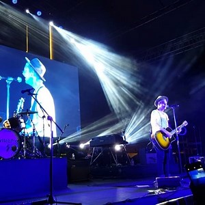 Feeling nostalgic as Switchfoot performs Only Hope from the movie A Walk To Remember. #switchfootlive #ThinkBigTaguig #ILoveTaguig | Think Big Taguig
