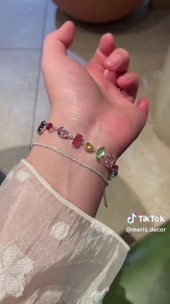 Creative Uses for Pointed-Back Crystals in Crafts