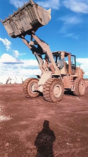 If you’re using a front end loader, you need to see this.This video could save your machine,