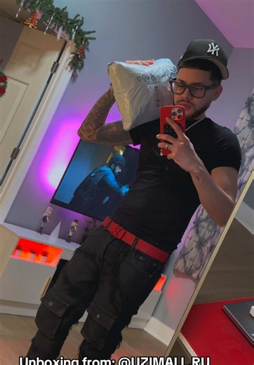 Unboxing Streetwear Clothes from UZIMALL.RU