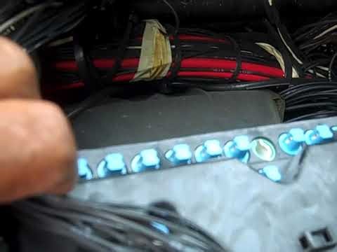How to change a VNL Volvo Telltale dash bulb