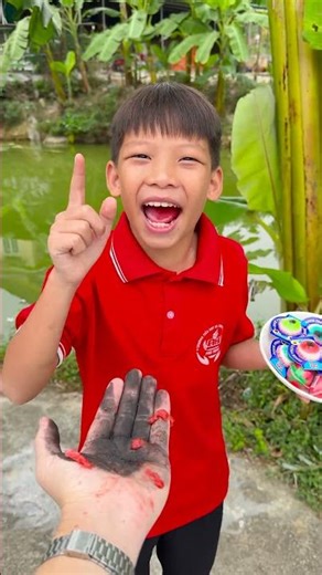 The poor woman was kind and deserved her reward.❤️❤️