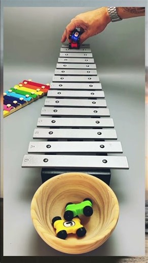Metal xylophone balls sound #satisfying_videos 🔵🟢