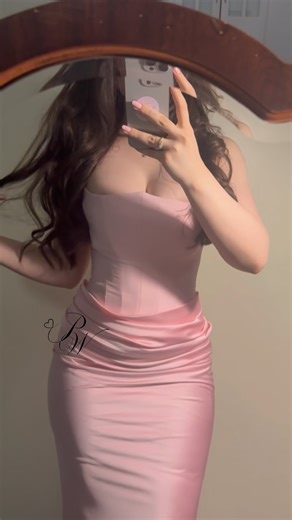 Priscilla’s wardrobe ♥︎ on Instagram: "Pretty in pink 🎀🩰🩰🤍 486 SAR"