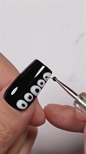 ✨ Bloom & Blend Gradient Nail Tutorial 💅🌈 Want to create stunning ombré nails that wow every time? Watch how our Blooming Gel works its magic! 🎨 Just drop, spread, and blend — it’s THAT easy to get flawless gradients! Which color combo would you try first? Drop your fave shades in the comments! 💬👇 💎 Featuring RARJSM Blooming Gel Nail Polish — perfect for marble, tie-dye, and dreamy fades! 🔥 Black Friday deal alert: 50% OFF sitewide with code RARBF25 (Link in bio) Ready to bloom & shine? T