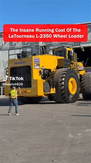 10º P&H Le Tourneau L-2350, de Komatsu Mining (19,87 m)Se trata del cargador más grande del mundo gracias a su 19,87 metros de largo, 6,76 metros de ancho y 6,71 metros de alto. Lleva equipado un motor diésel de 2.300 CV y pesa 262 toneladas.