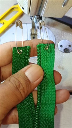 Genius Way to Install a Zipper Slider🔥Sewing Tips and Tricks #sewing #sewingtips #sewinghacks