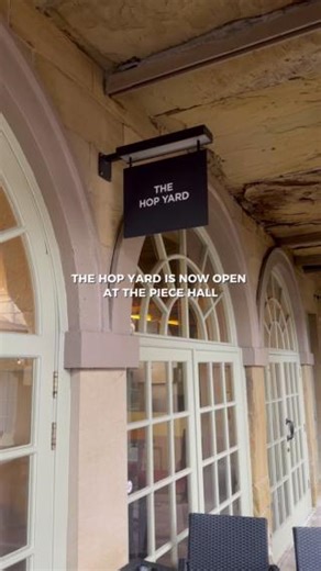 Introducing The Hop Yard - A brand new cask & craft beer bar at The Piece Hall 🍺 Serving a delicious selection of Cask Ale and craft beer plus wines, cocktails, cider, spirits, soft drinks, tea and coffee - there is something for everyone to enjoy! 🗓️ Open 7 days a week 📍The North Gate of The Piece Hall, Halifax Will you be visiting? Let us know in the comments 👇 | The Piece Hall
