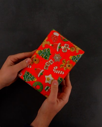 680K views · 3.4K reactions | Christmas Square Gift Box | Magic Hands Creations | Facebook