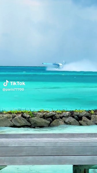 Experience Seaplane Takeoff from Stunning Angles