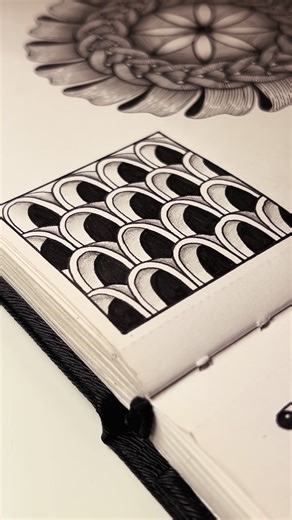 ‏Pattern name: Viaduct by Wayne Harlow🌸